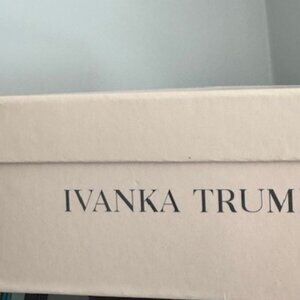 Ivanka Trump black pump shoes
